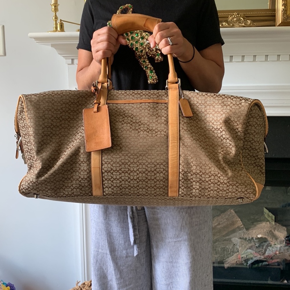 Duffle bag coach tan cc logo monogrammed travel